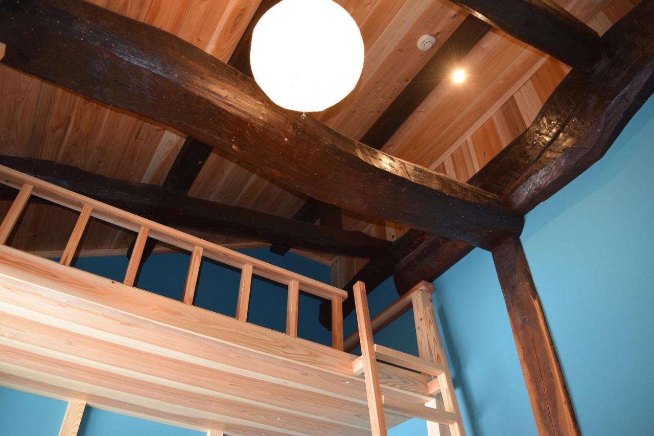 Gokayama Base Hotell Nanto Exteriör bild